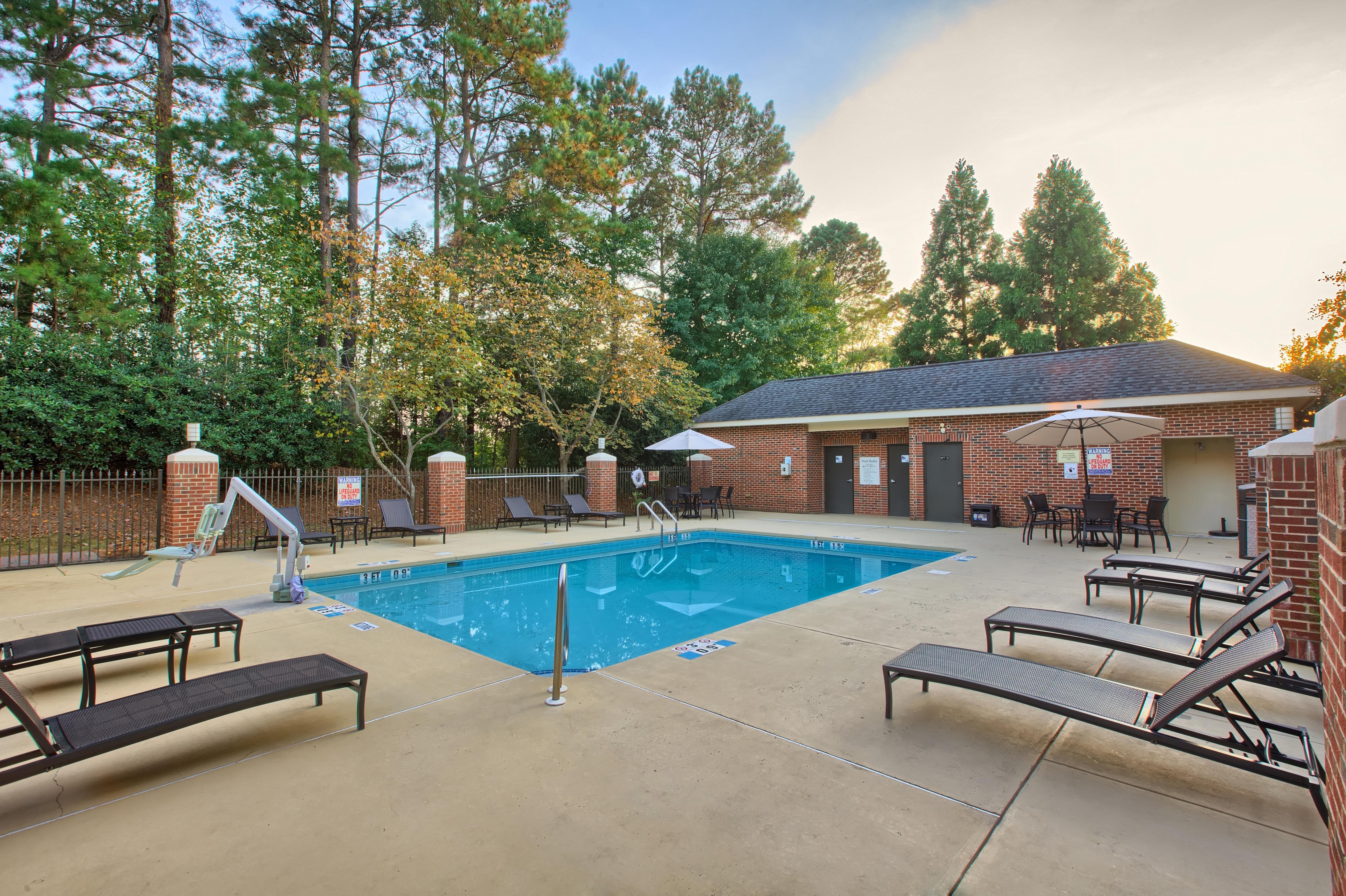Holiday Inn Express Hotel & Suites Raleigh North - Wake Forest By Ihg Dış mekan fotoğraf