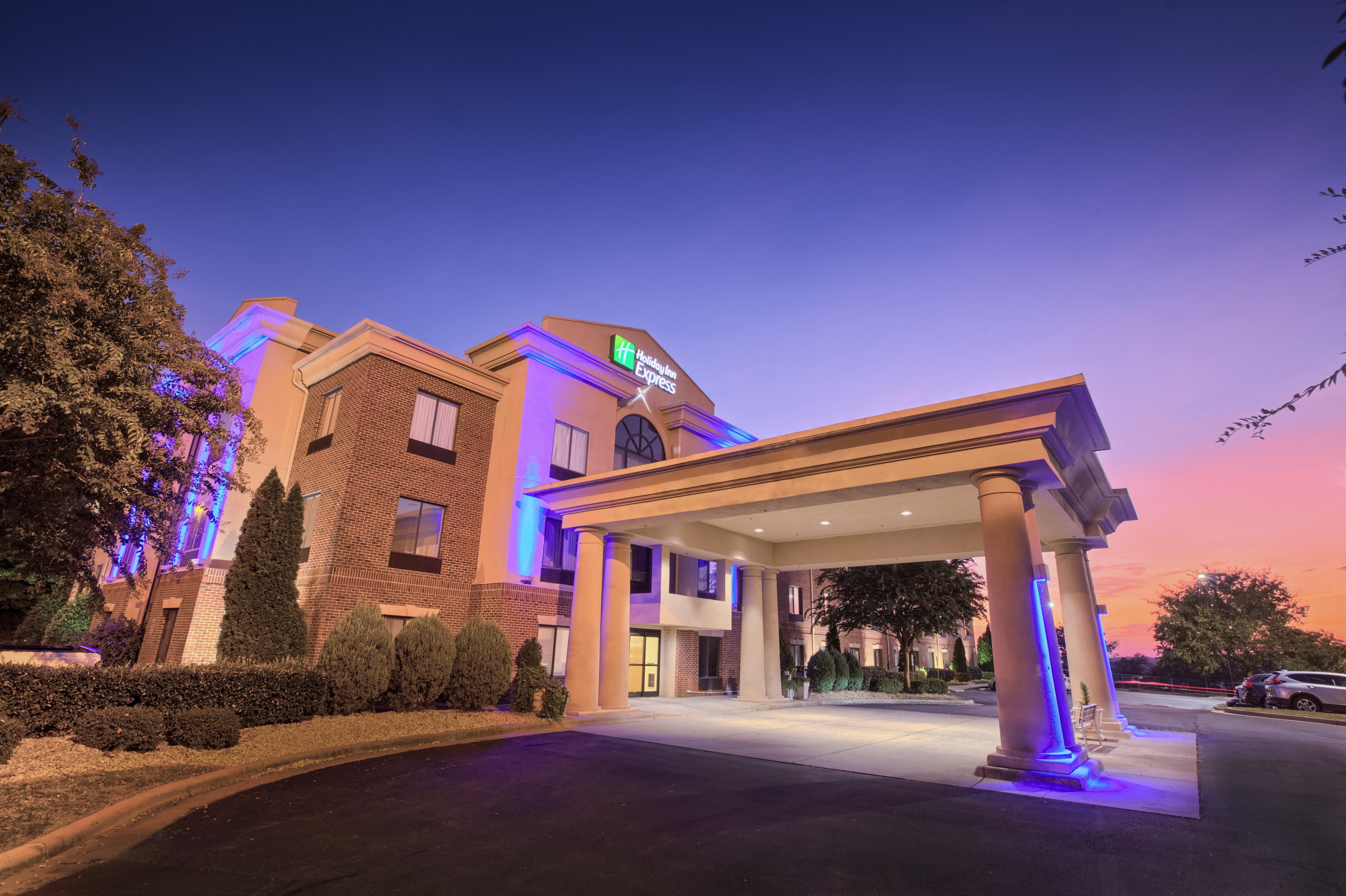 Holiday Inn Express Hotel & Suites Raleigh North - Wake Forest By Ihg Dış mekan fotoğraf