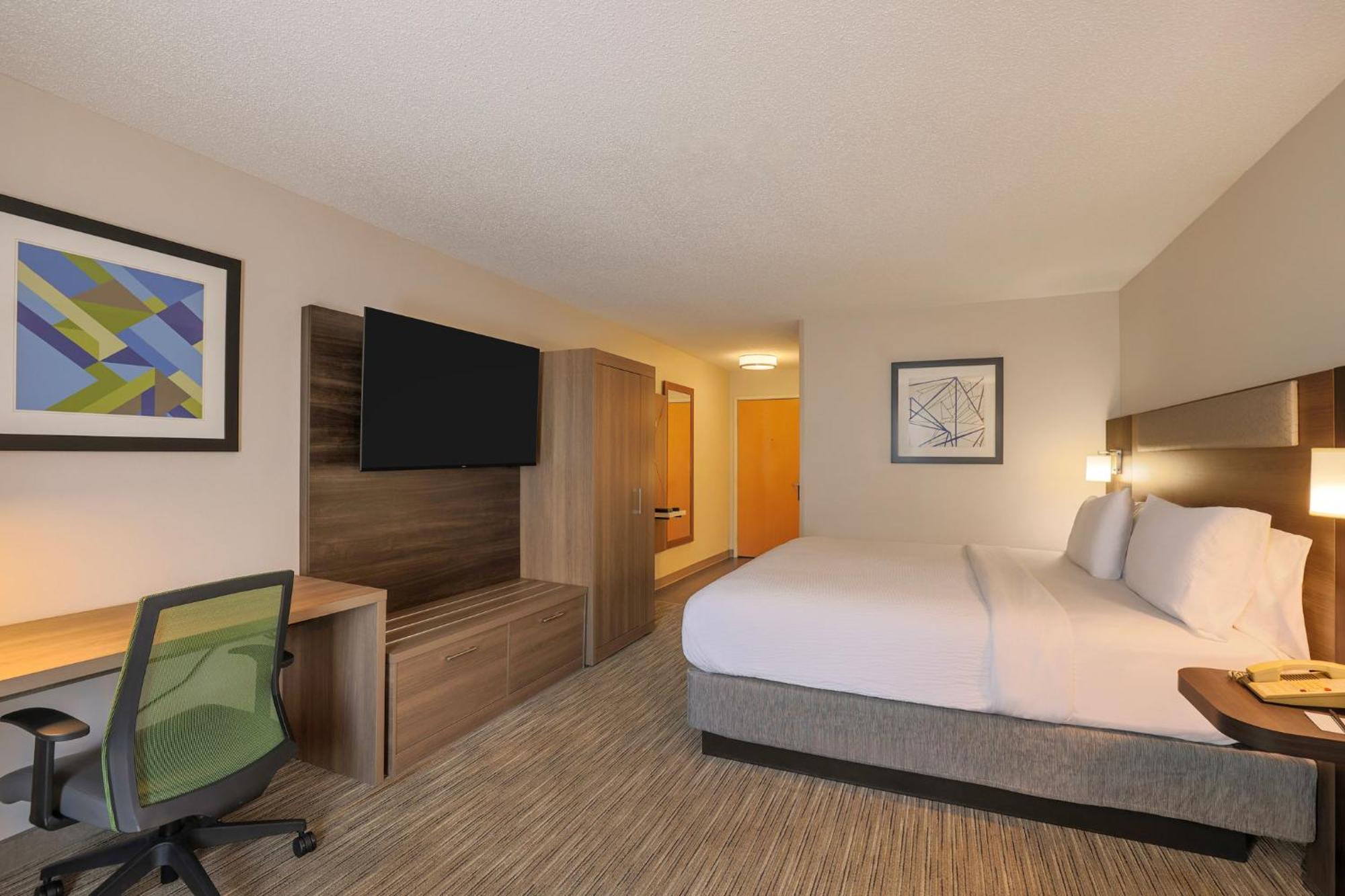 Holiday Inn Express Hotel & Suites Raleigh North - Wake Forest By Ihg Dış mekan fotoğraf