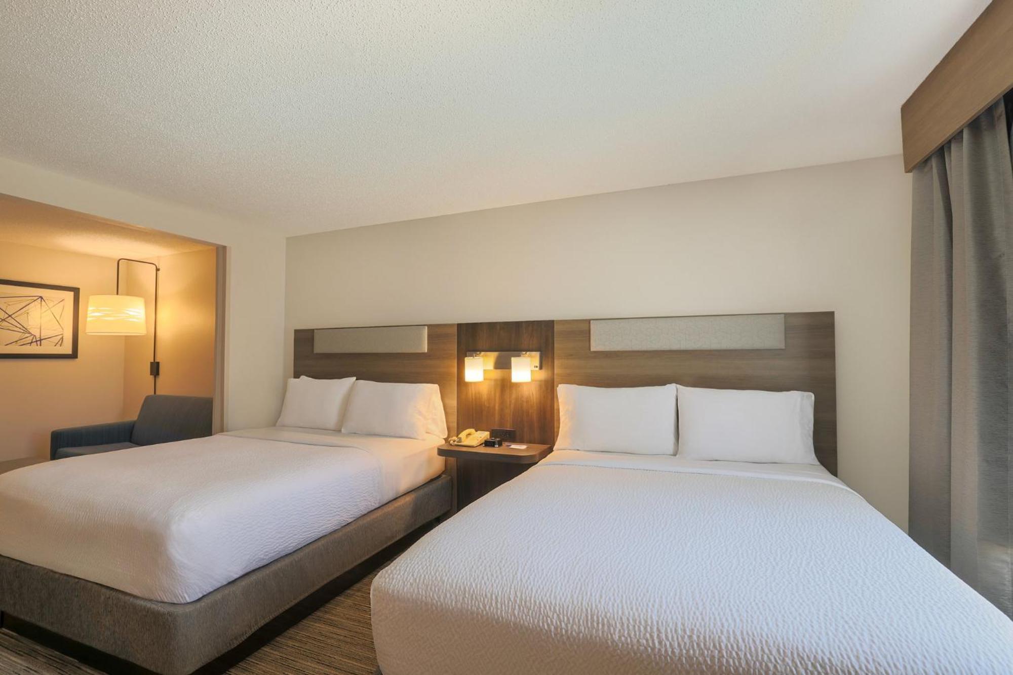Holiday Inn Express Hotel & Suites Raleigh North - Wake Forest By Ihg Dış mekan fotoğraf