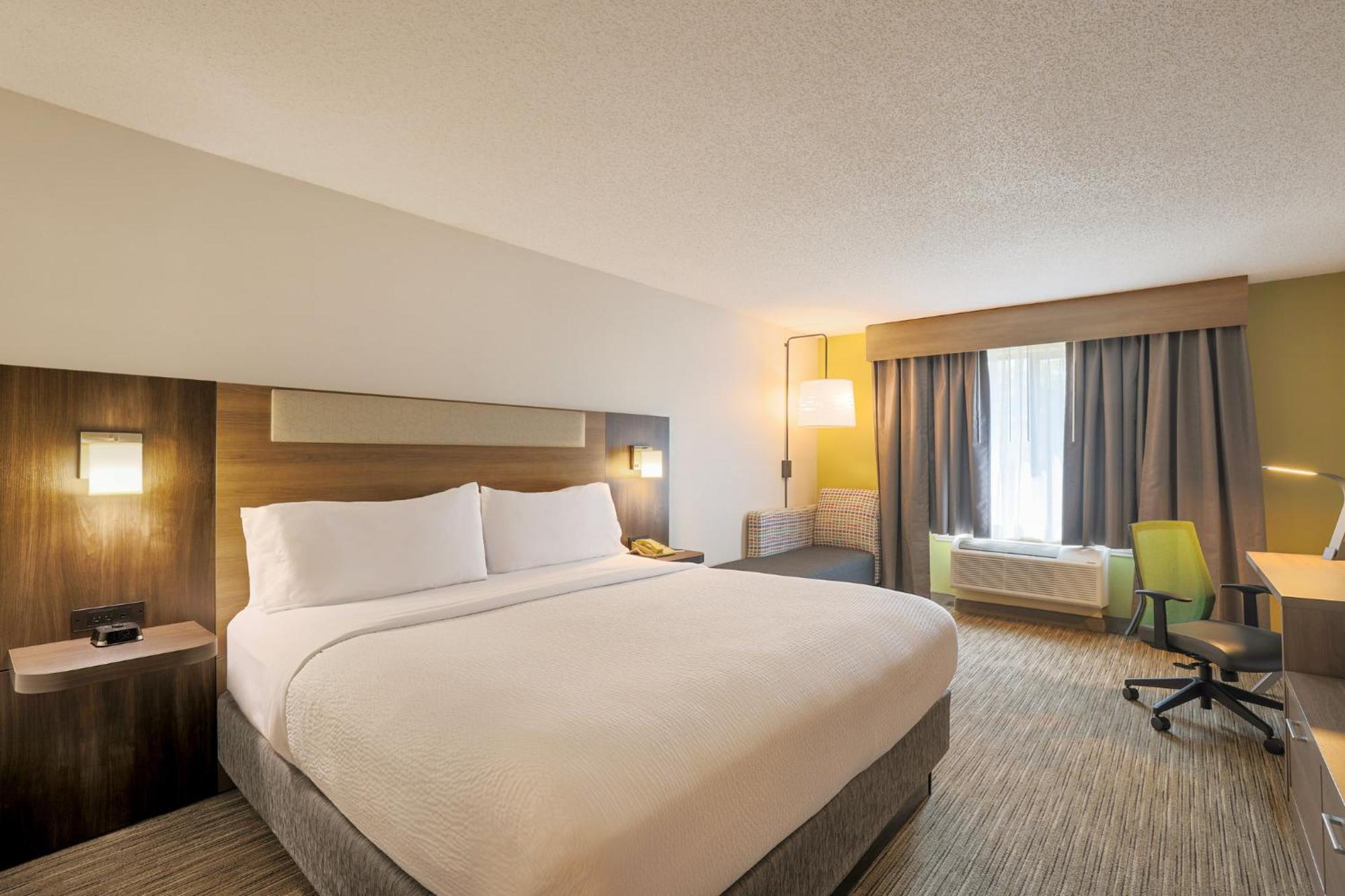 Holiday Inn Express Hotel & Suites Raleigh North - Wake Forest By Ihg Dış mekan fotoğraf