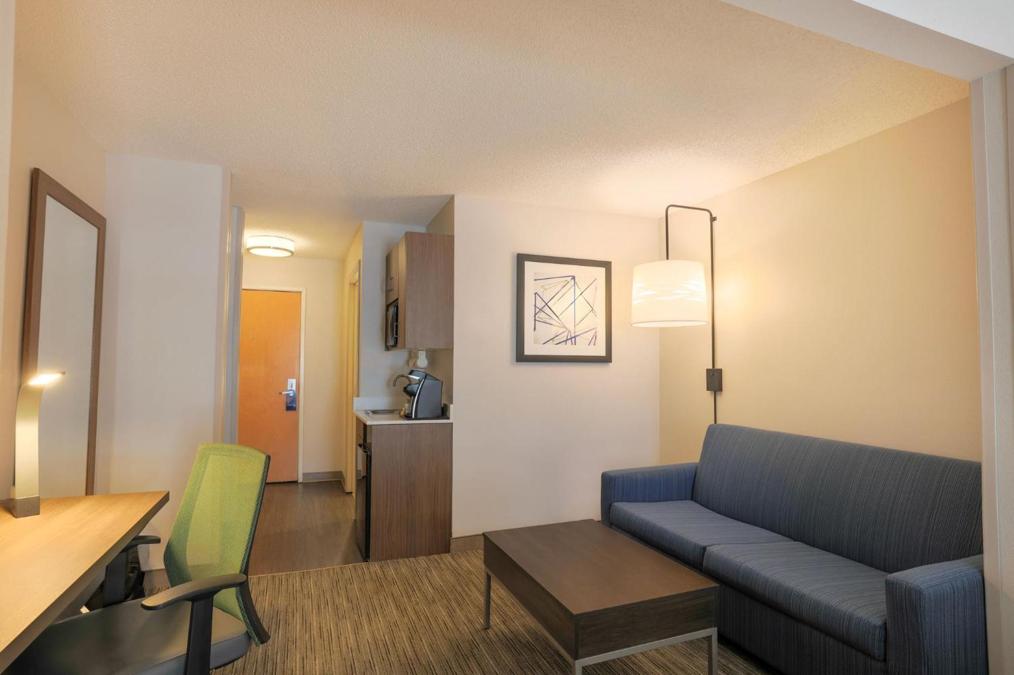 Holiday Inn Express Hotel & Suites Raleigh North - Wake Forest By Ihg Dış mekan fotoğraf