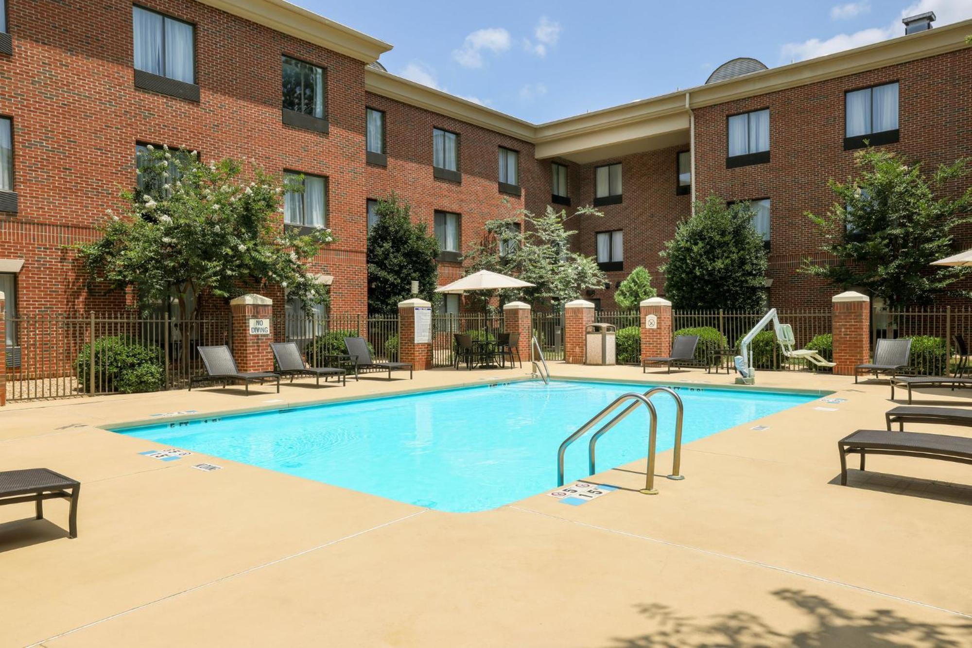 Holiday Inn Express Hotel & Suites Raleigh North - Wake Forest By Ihg Dış mekan fotoğraf