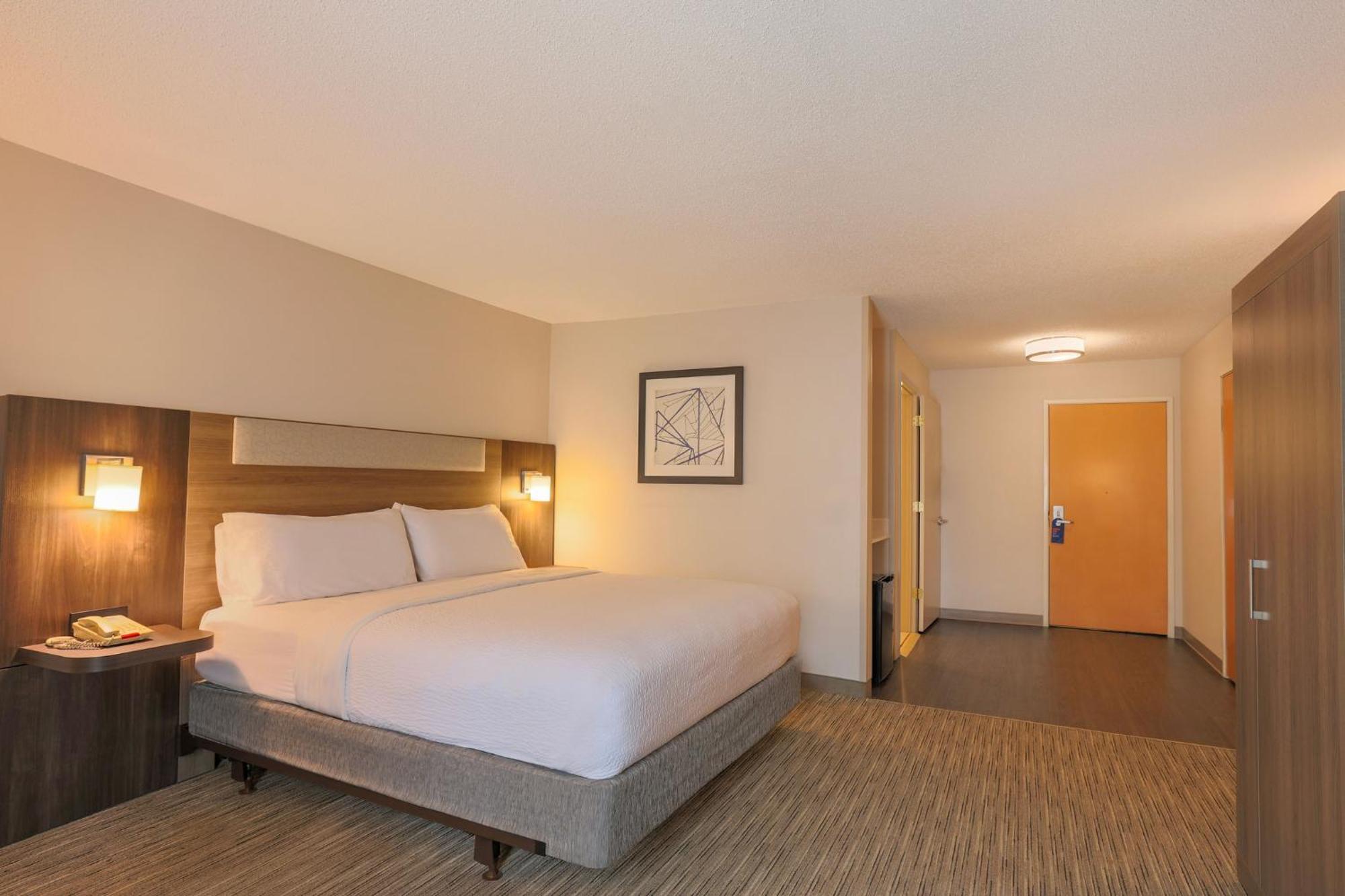 Holiday Inn Express Hotel & Suites Raleigh North - Wake Forest By Ihg Dış mekan fotoğraf