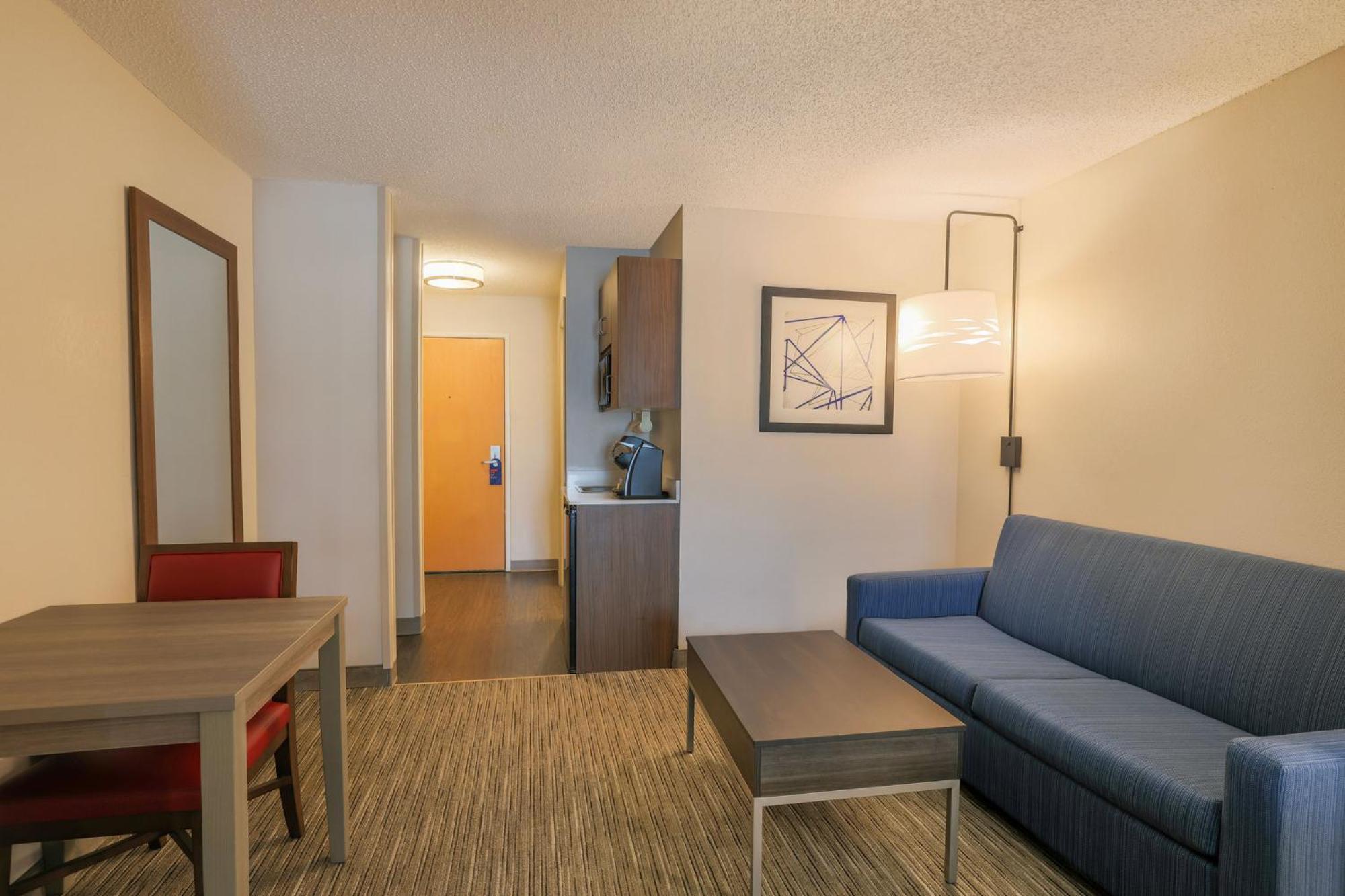 Holiday Inn Express Hotel & Suites Raleigh North - Wake Forest By Ihg Dış mekan fotoğraf