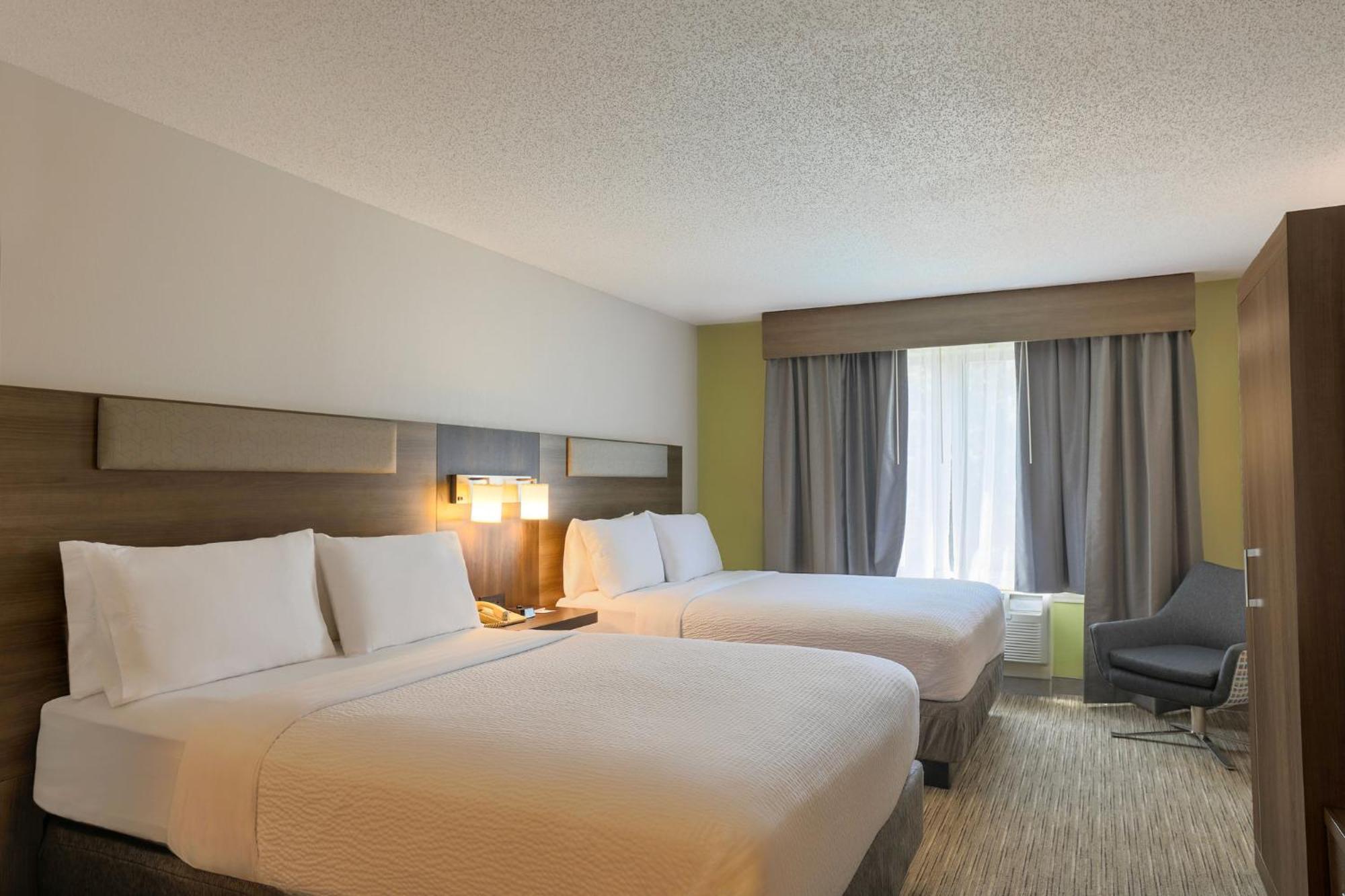 Holiday Inn Express Hotel & Suites Raleigh North - Wake Forest By Ihg Dış mekan fotoğraf