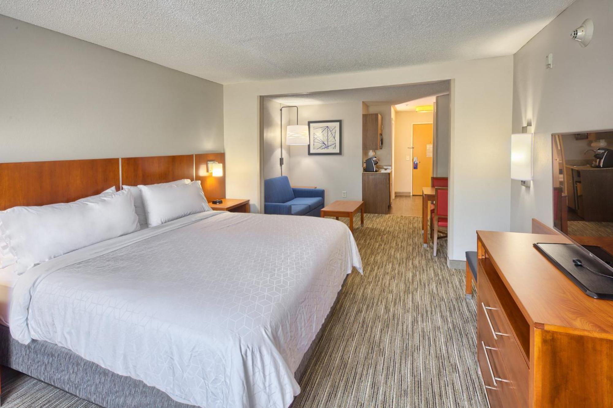 Holiday Inn Express Hotel & Suites Raleigh North - Wake Forest By Ihg Dış mekan fotoğraf